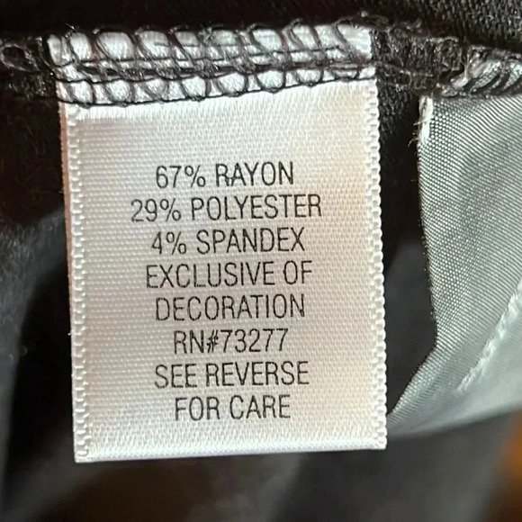 Simply Vera Vera Wang Womens black Shift dress sleeveless pleated front cocktail - Picture 6 of 10